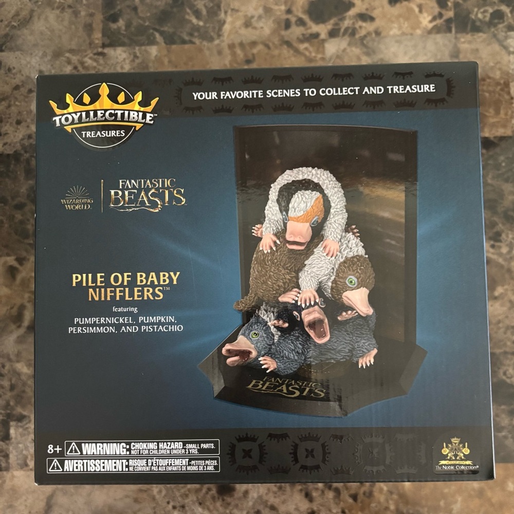 Toyllectible Treasures Fantastic Beasts Pile Of Baby Nifflers New Collectible